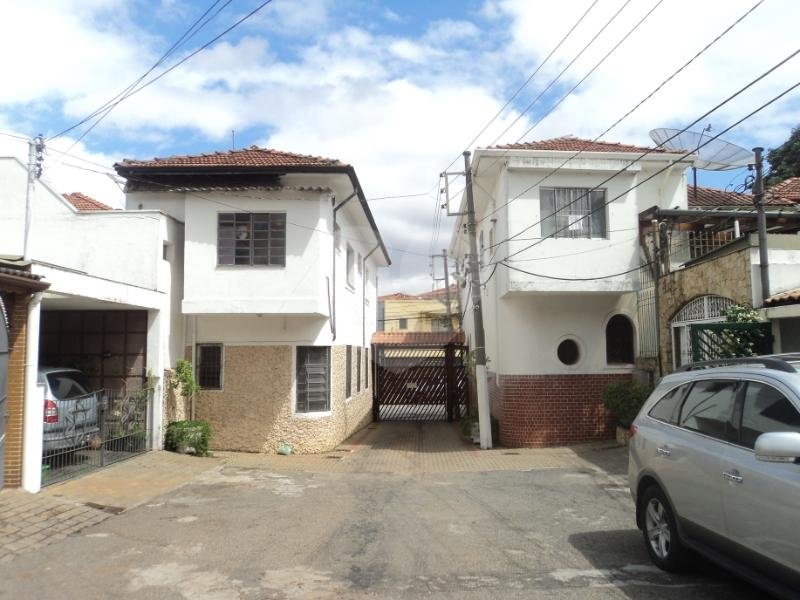 SOBRADO EM EXCELENTE LOCALIZAÇÃO NA MOOCA