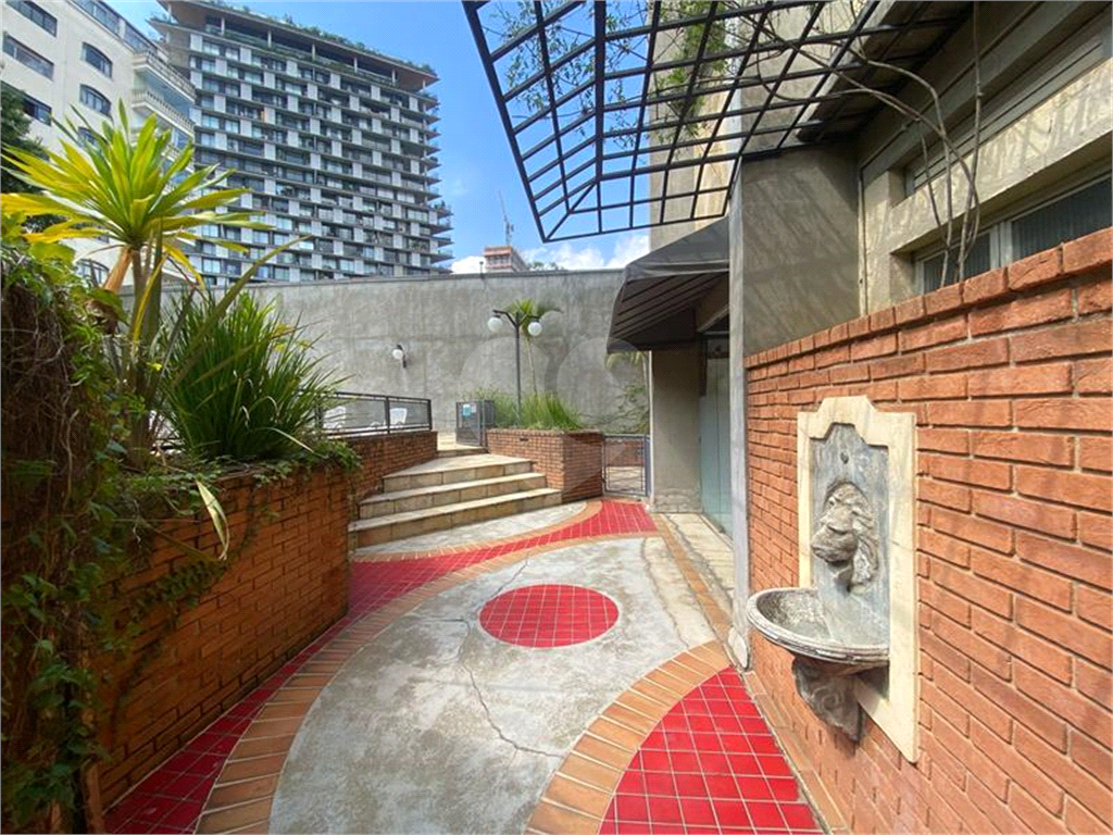 APTO 2 QUARTOS + 1 VAGA - VILA MADALENA