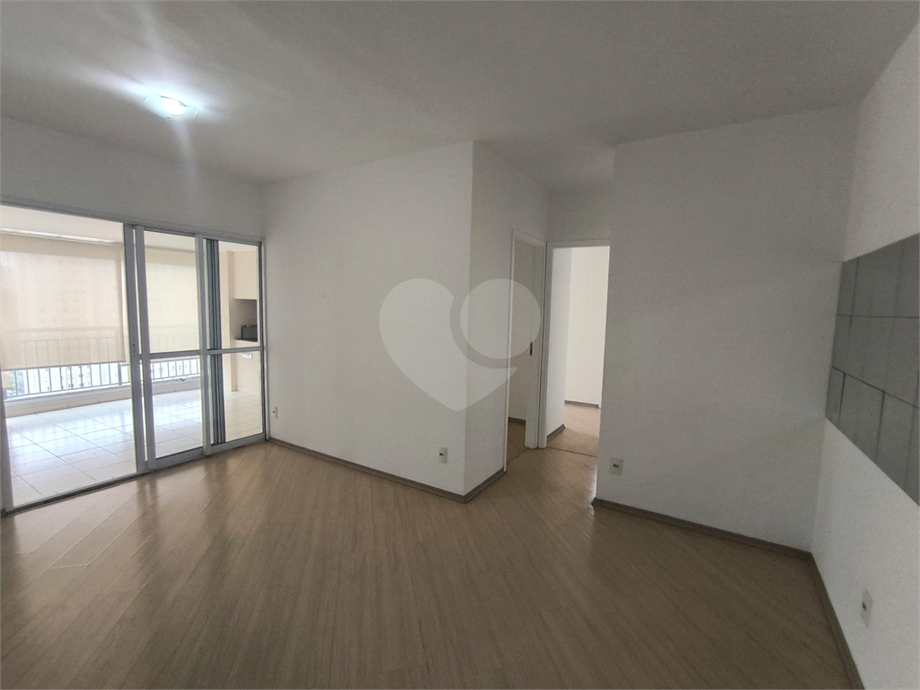 APARTAMENTO em TUCURUVI