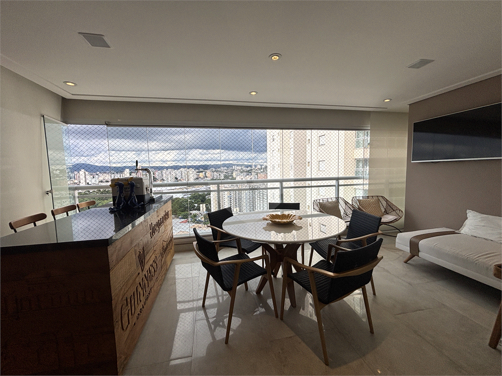  Apartamento mobiliado, com 117 m² para locação na Barra Funda