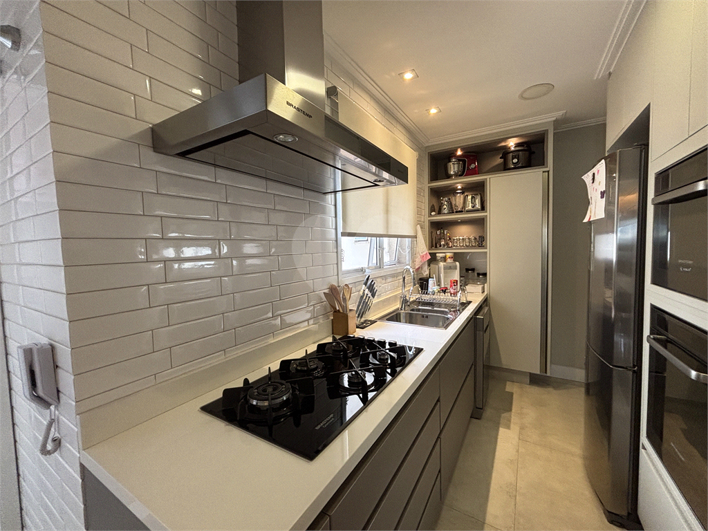  Apartamento mobiliado, com 117 m² para locação na Barra Funda