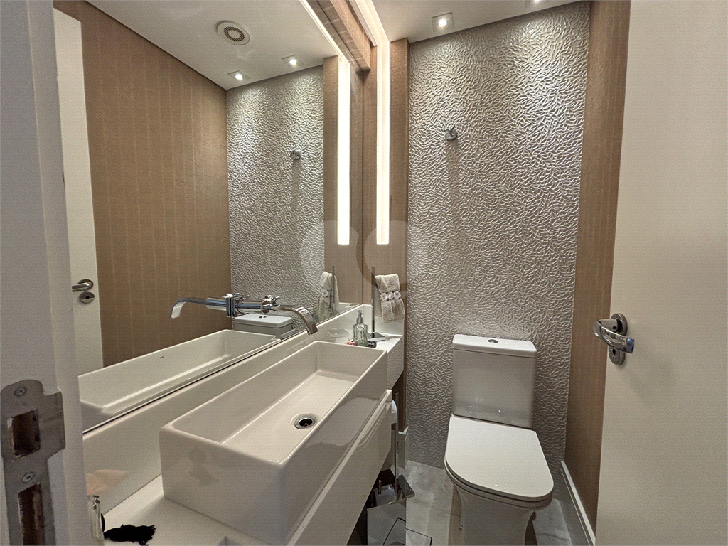  Apartamento mobiliado, com 117 m² para locação na Barra Funda