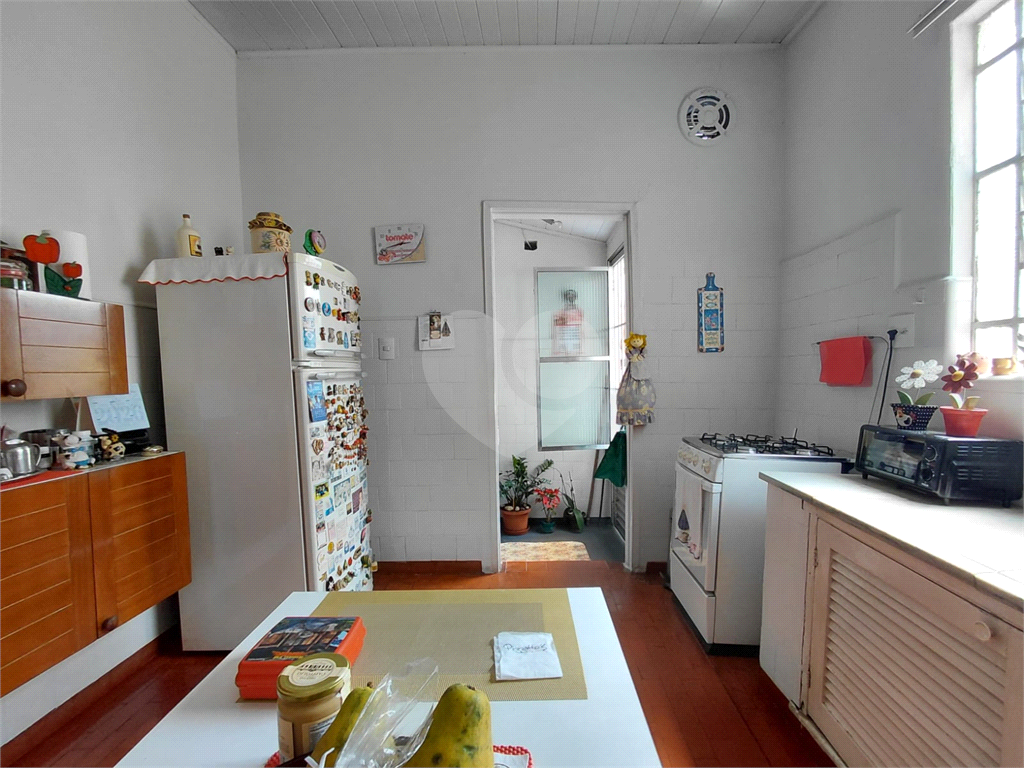 Casa de 75m² 2 salas de estar, 2 quartos, 1 banheiro, 1 vaga de garagem Pompéia