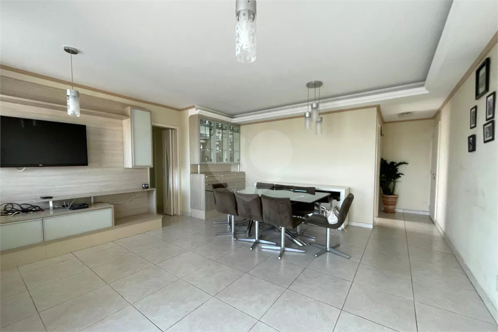 Cobertura Duplex à Venda com Piscina e Área Gourmet, 2 Suítes e 3 Vagas em Santana 