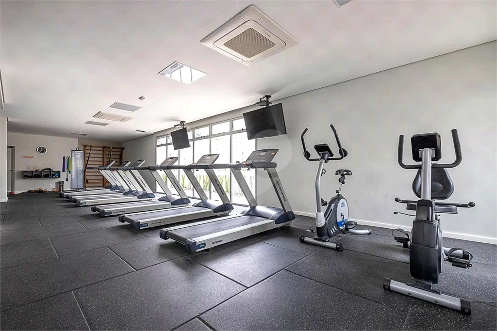 Apartamento Pinheiros com 121m², 2 suites e 2 vagas Excelente Condominio