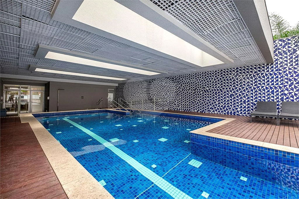 Apartamento Pinheiros com 121m², 2 suites e 2 vagas Excelente Condominio