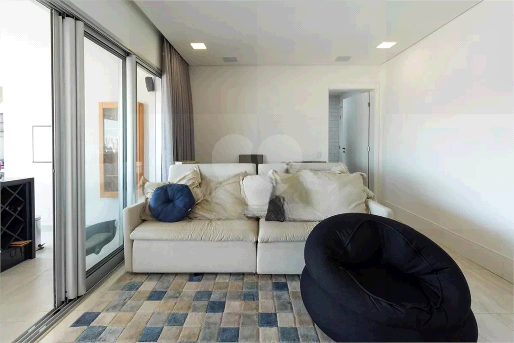 Apartamento Pinheiros com 121m², 2 suites e 2 vagas Excelente Condominio