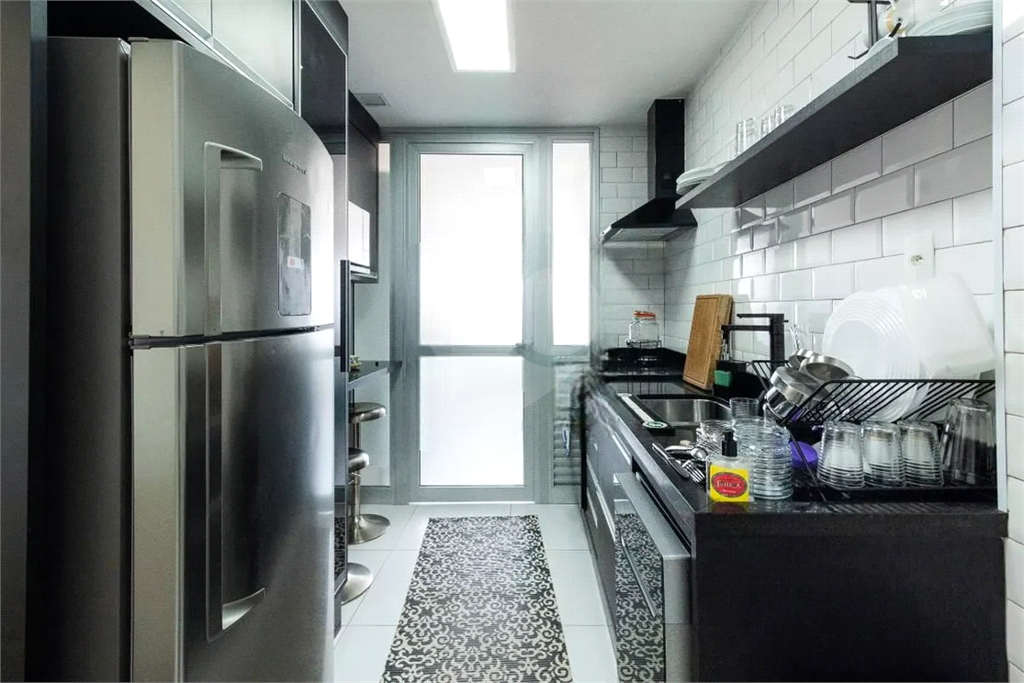 Apartamento Pinheiros com 121m², 2 suites e 2 vagas Excelente Condominio