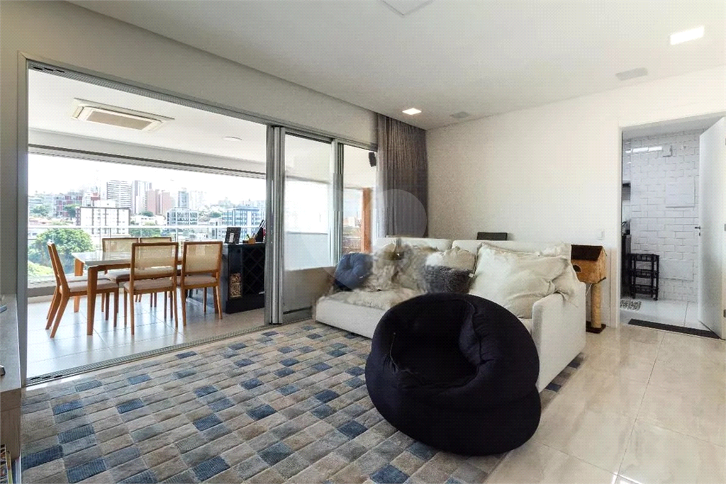 Apartamento Pinheiros com 121m², 2 suites e 2 vagas Excelente Condominio