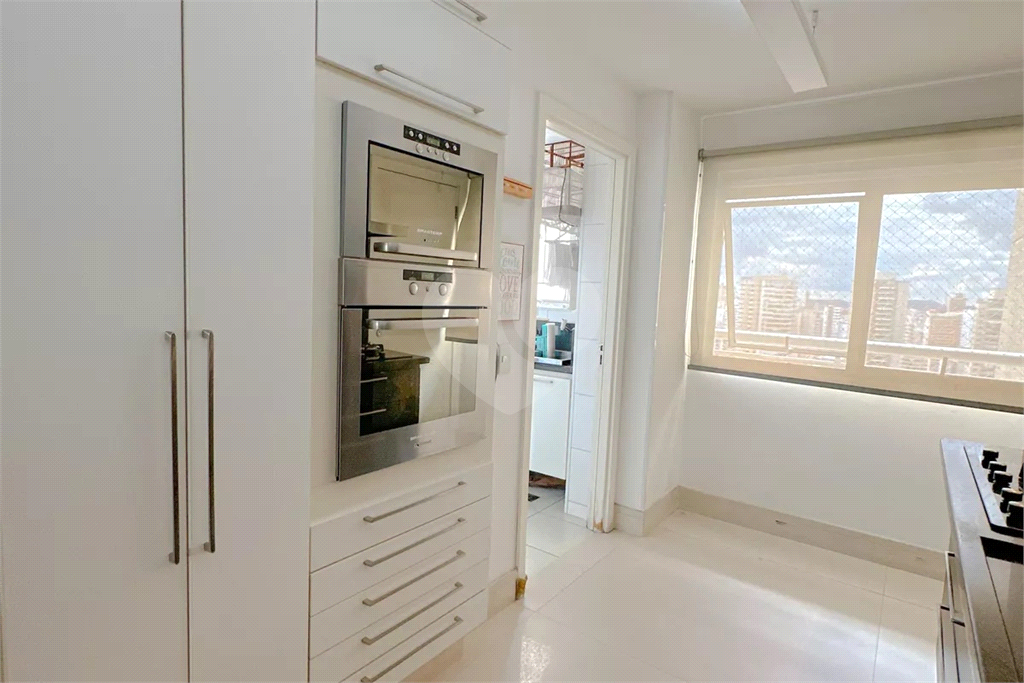 Apartamento à venda com 135m², 3 quartos e 3 vagas Perdizes