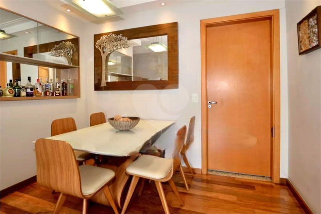 Apartamento à venda com 90m², 3 quartos e 2 vagas Vila Ipojuca