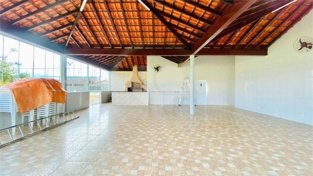 Casa de Condomínio à Venda | 335 m² | 3 dormitórios, 1 suíte | 2 vagas em Atibaia/SP!