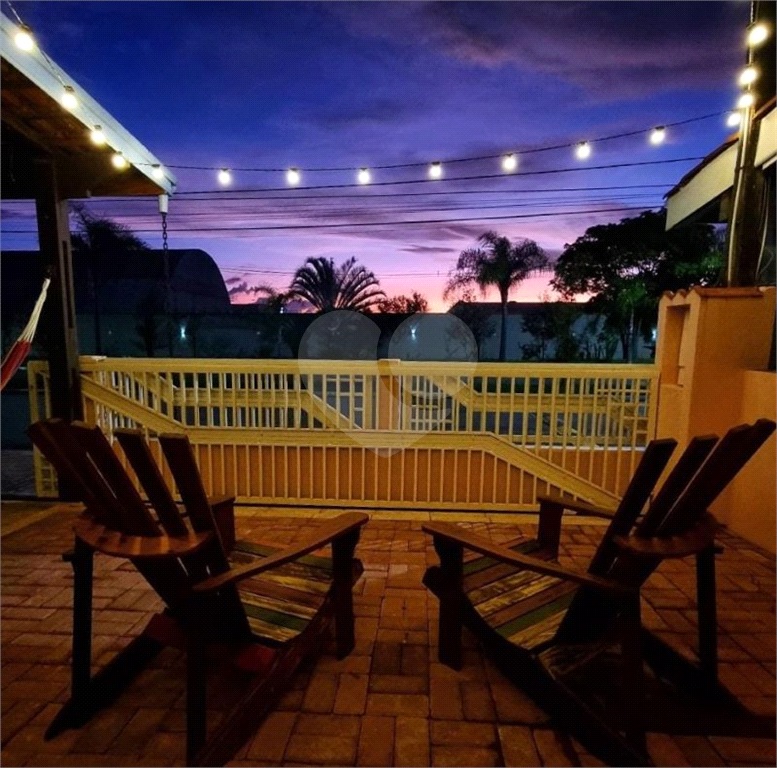 Casa de Condomínio à Venda | 335 m² | 3 dormitórios, 1 suíte | 2 vagas em Atibaia/SP!