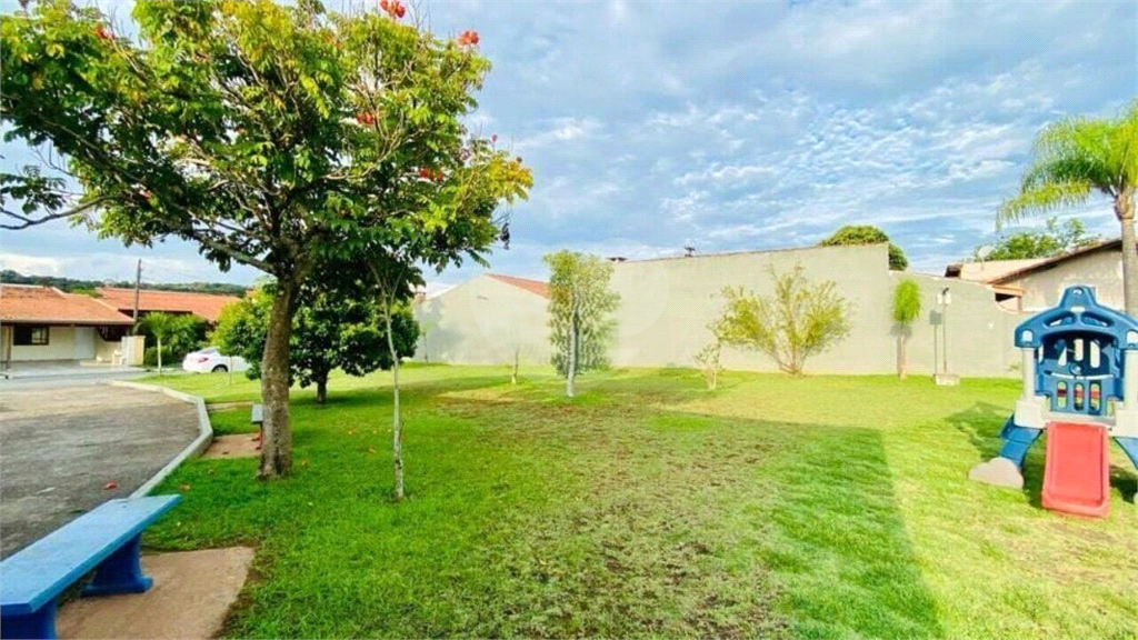 Casa de Condomínio à Venda | 335 m² | 3 dormitórios, 1 suíte | 2 vagas em Atibaia/SP!