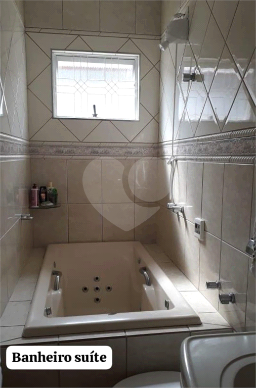 Casa de Condomínio à Venda | 335 m² | 3 dormitórios, 1 suíte | 2 vagas em Atibaia/SP!