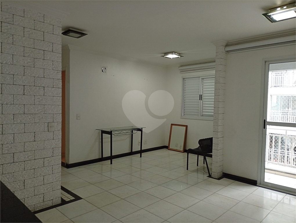 Apartamento 56 metros com sala estendida - 2 dormitórios e 1 vaga - Parque Novo Mundo 