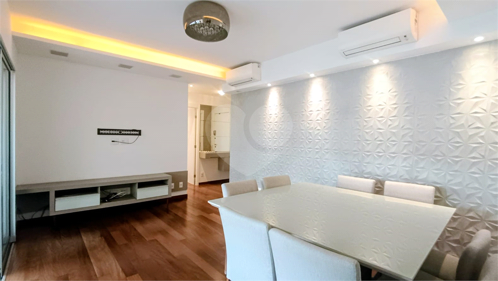 Apartamento a venda em Pinheiros 