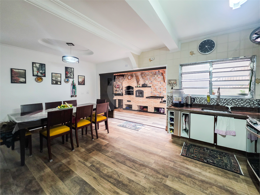 Casa - Jardim Ângela - 4 Quartos / Dormitórios - 1 Vaga - Venda / Compra - Churrasqueira