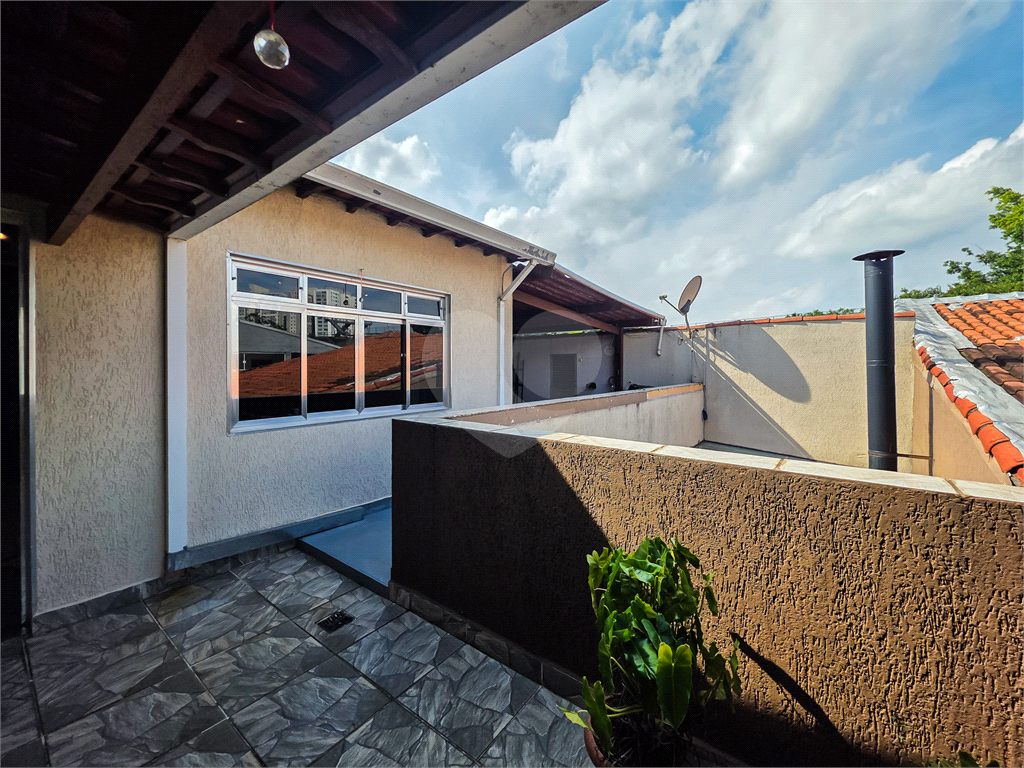 Casa - Jardim Ângela - 4 Quartos / Dormitórios - 1 Vaga - Venda / Compra - Churrasqueira