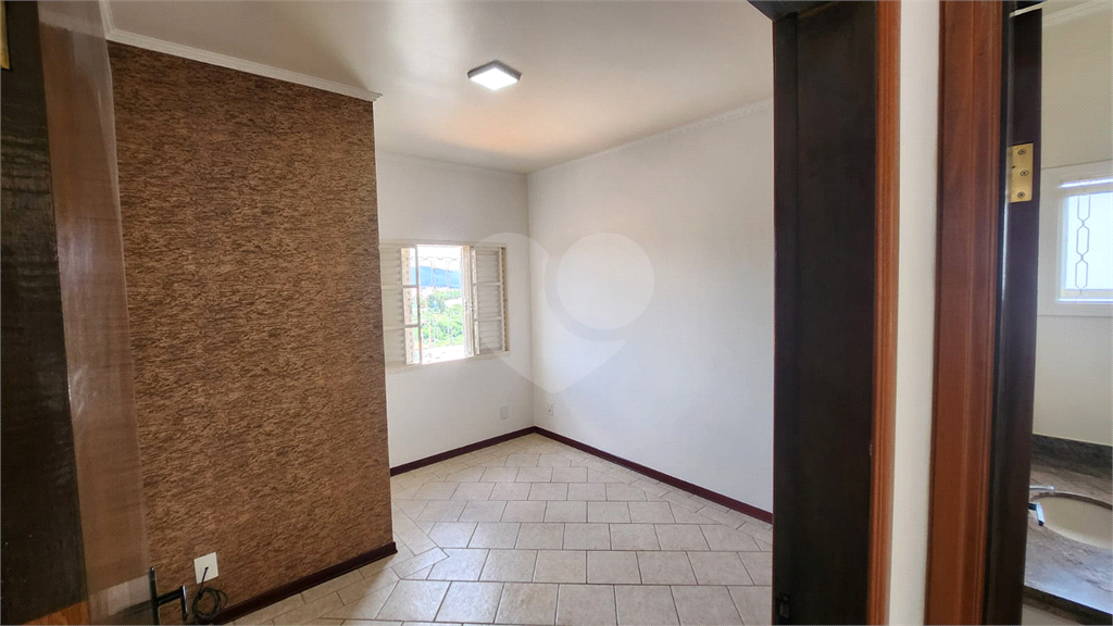 Casa - Bragança Paulista - 3 Quartos / Dormitórios - 2 Vagas - Venda / Compra