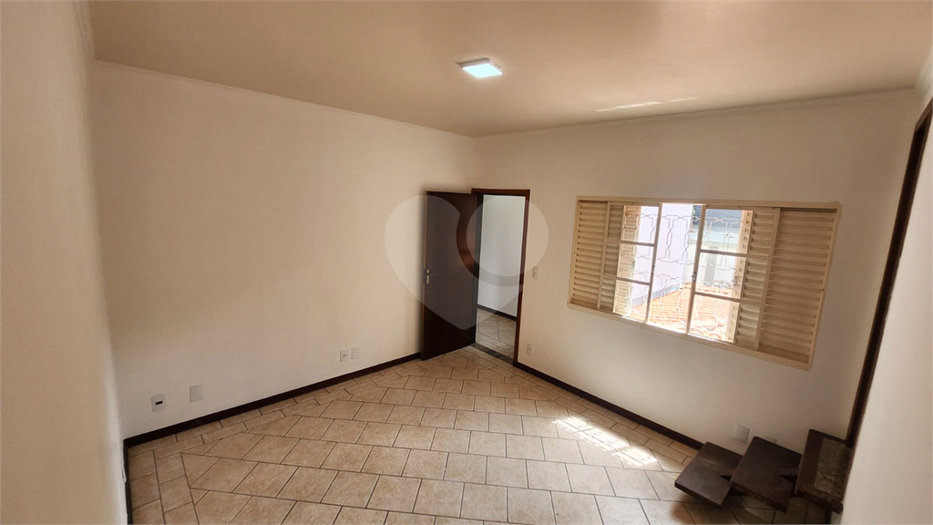 Casa - Bragança Paulista - 3 Quartos / Dormitórios - 2 Vagas - Venda / Compra