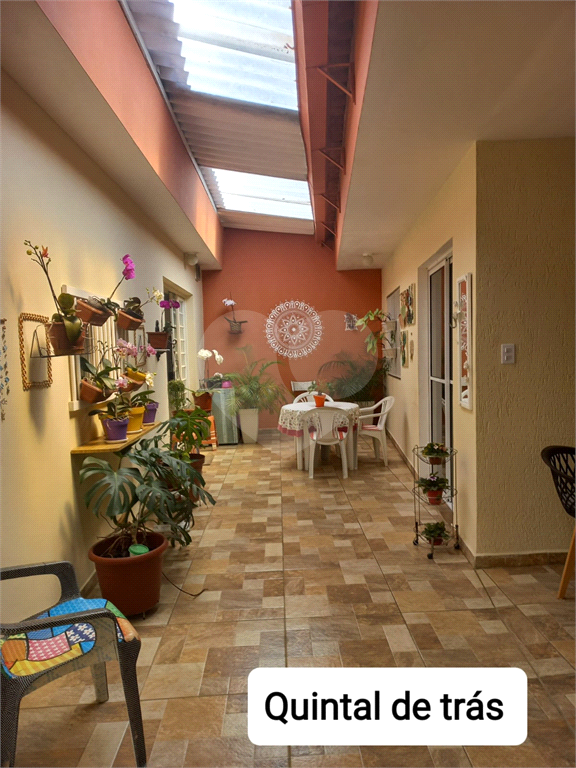 Ampla casa térrea, proxima à Serra da Cantareira!