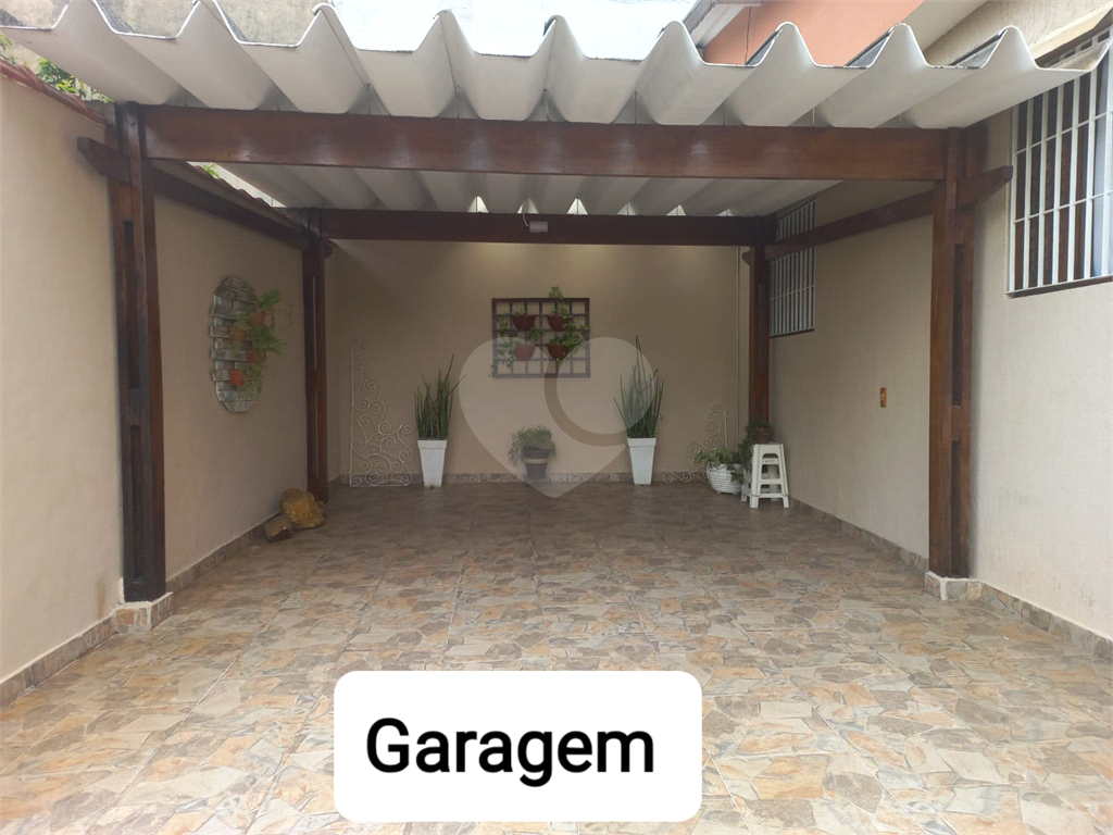 Ampla casa térrea, proxima à Serra da Cantareira!