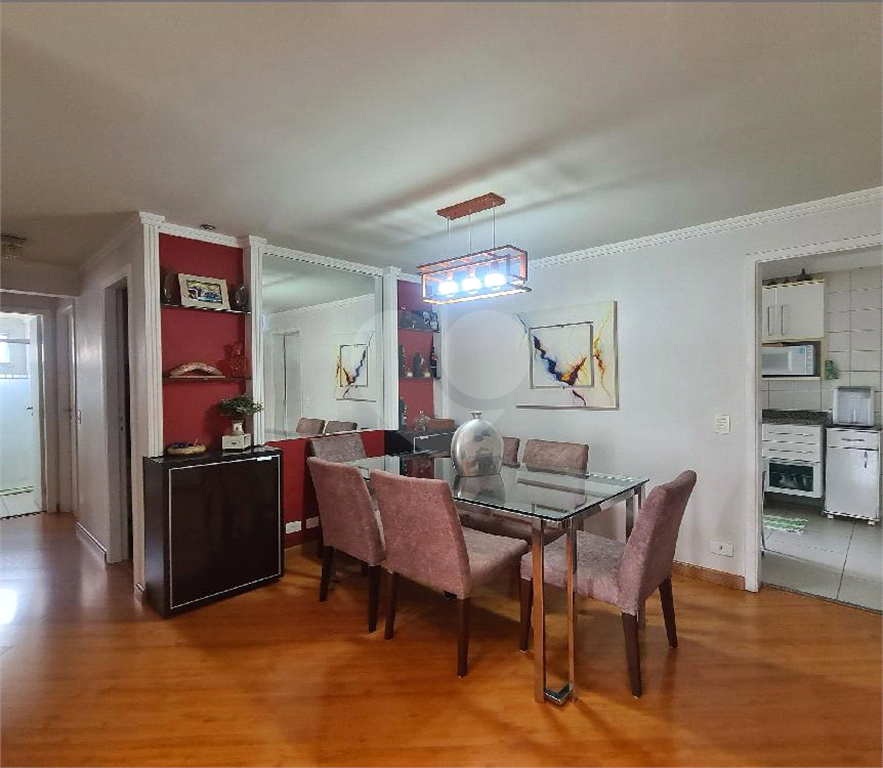 96m² - 3 quartos - 1 suite - 2 vagas