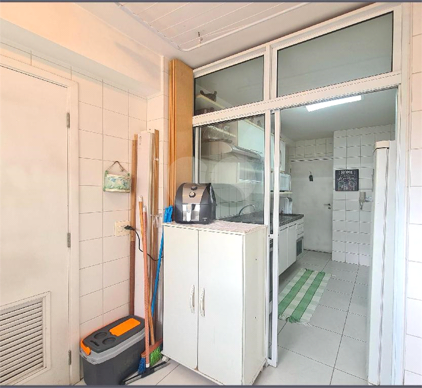 96m² - 3 quartos - 1 suite - 2 vagas