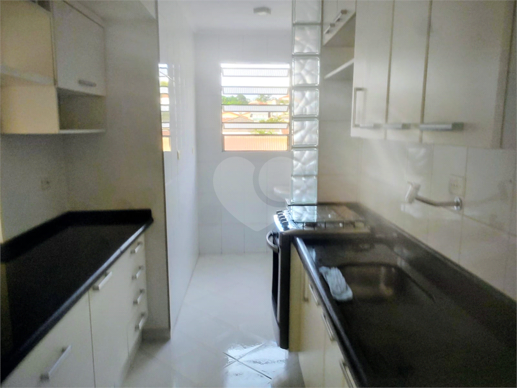 Apartamento 2 quartos com varanda!