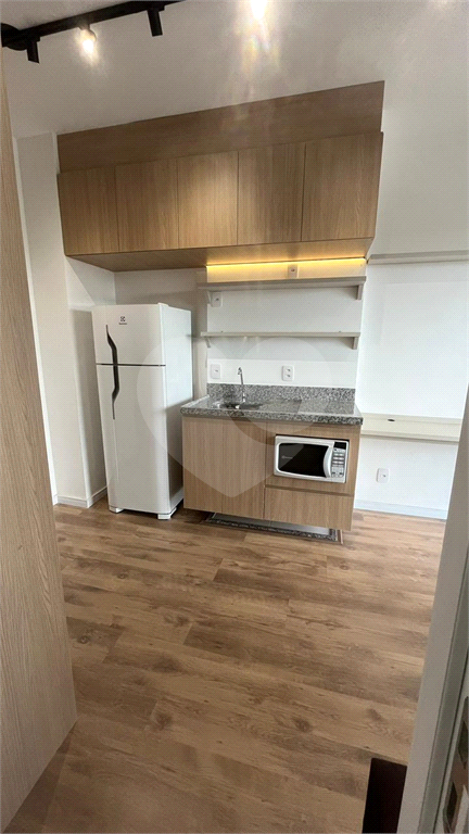 LIBERDADE - ESTÚDIO MOBILIADO P LOCAÇÃO A 300 M DO METRÕ ! 