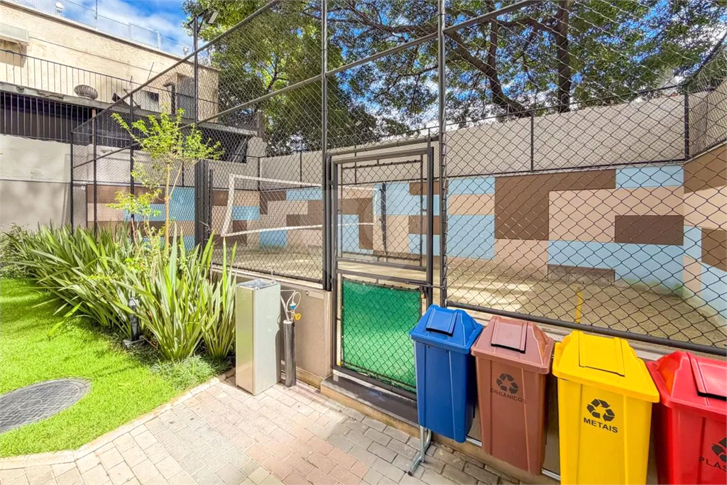 LIBERDADE - ESTÚDIO MOBILIADO P LOCAÇÃO A 300 M DO METRÕ ! 