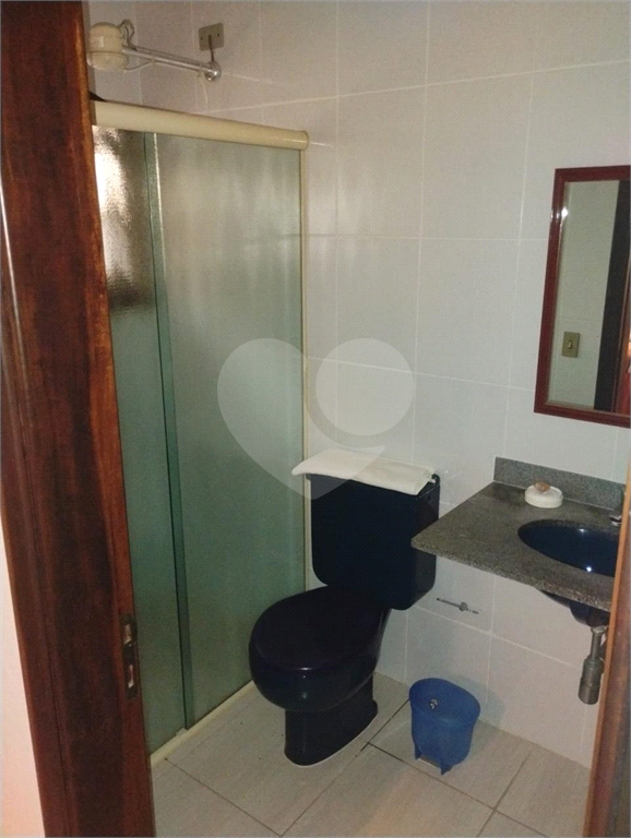 Casa em Itanhaém 3 suítes, sala de estar ampla, quintal grande e 4 vagas de garagem Itanhaém