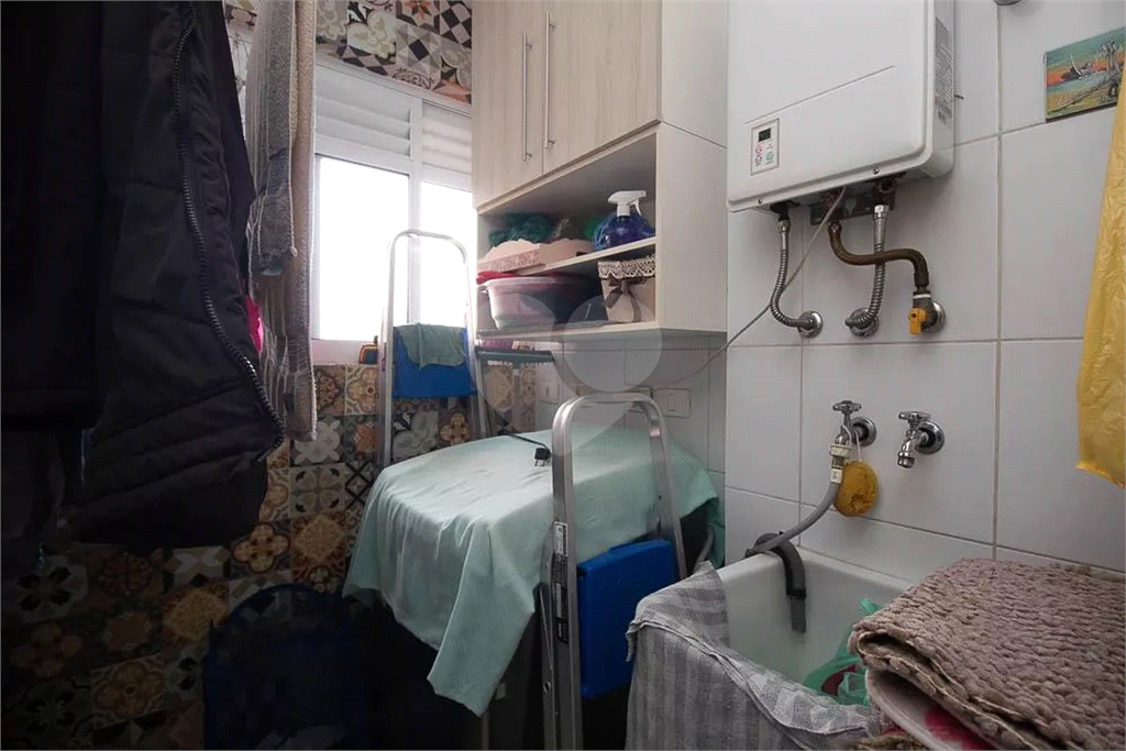 Apartamento com 2 dormitórios, sendo 1 suíte e vaga de garagem