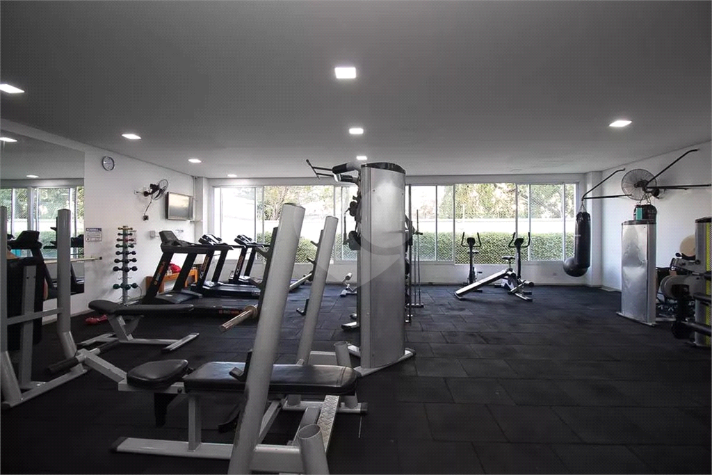 Apartamento com 2 dormitórios, sendo 1 suíte e vaga de garagem