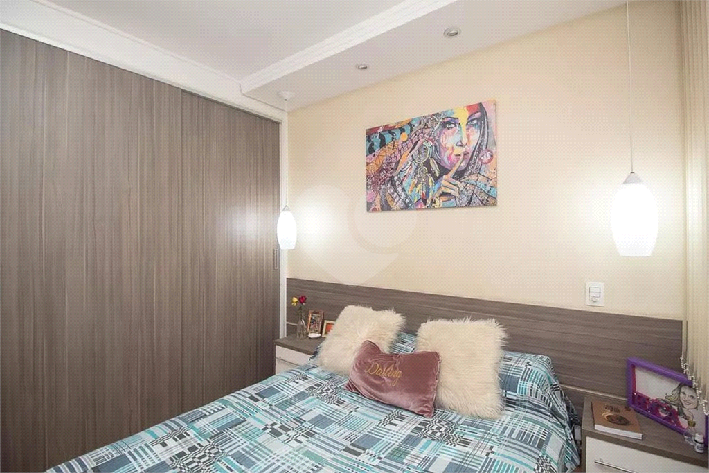 Apartamento com 2 dormitórios, sendo 1 suíte e vaga de garagem