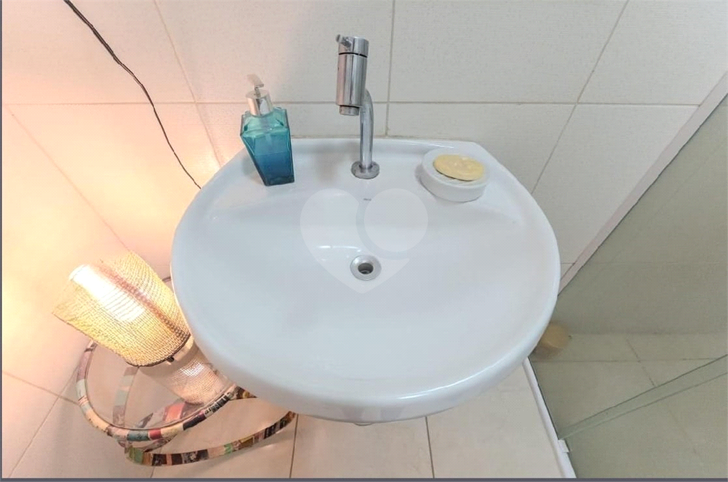 Vila Buarque, apartamento com 2 quartos. vaga de garagem