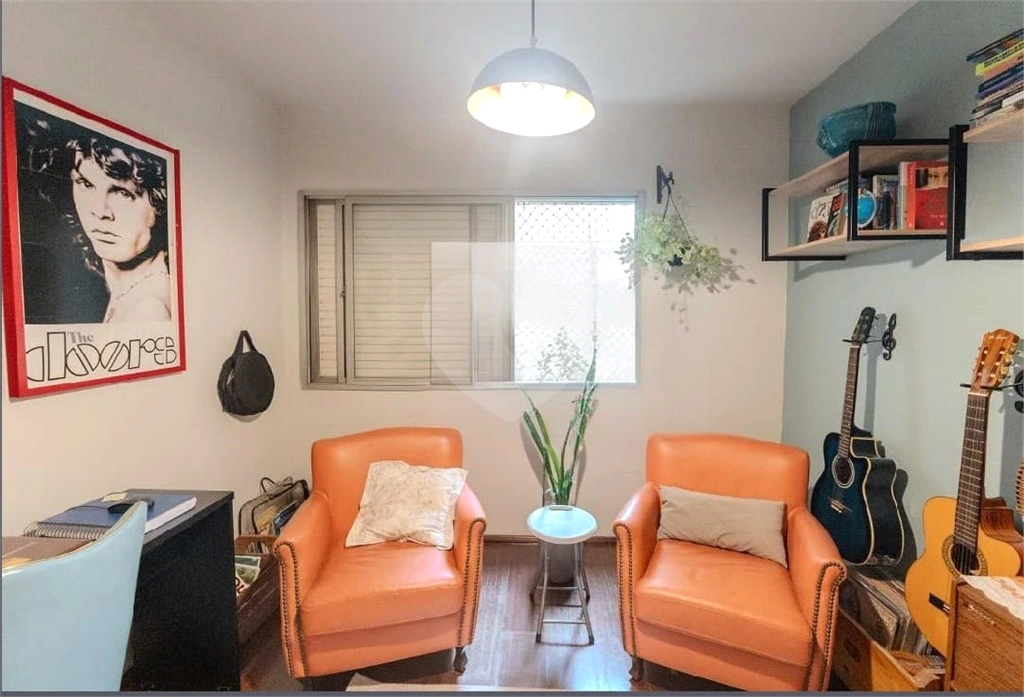 Vila Buarque, apartamento com 2 quartos. vaga de garagem