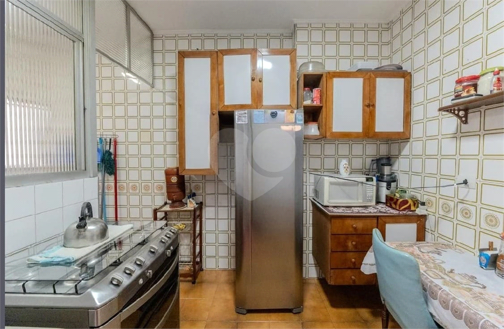 Vila Buarque, apartamento com 2 quartos. vaga de garagem