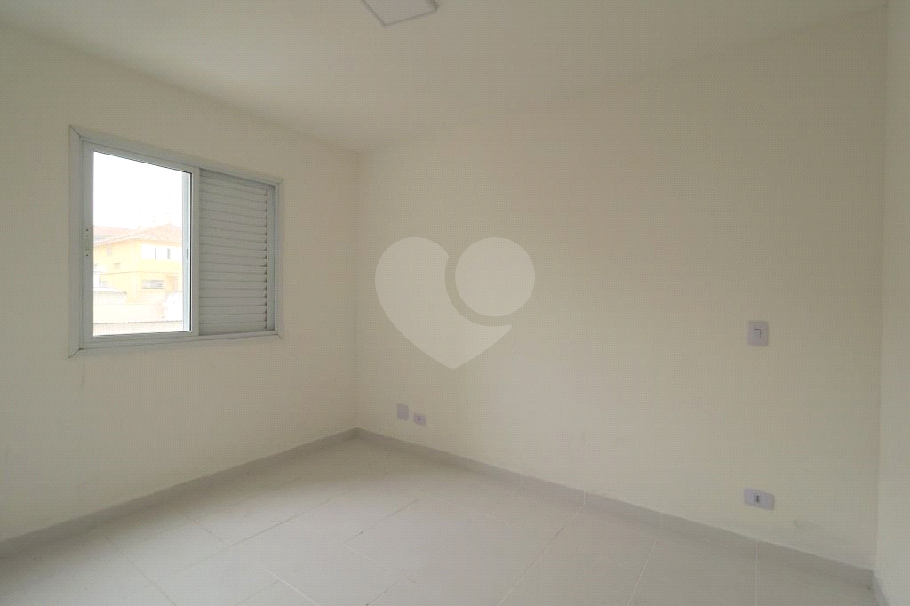 APARTAMENTO em PARADA INGLESA