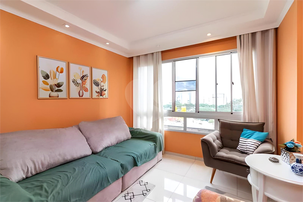 APARTAMENTO À VENDA – 94m² – 3 DORMITÓRIOS (1 SUÍTE) – 1 VAGA