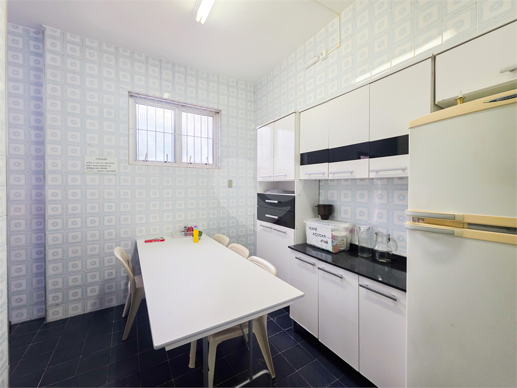 Casa Comercial - Jabaquara - 5 Salas - 6 Vagas - Venda / Compra