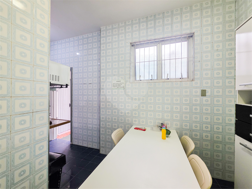 Casa Comercial - Jabaquara - 5 Salas - 6 Vagas - Venda / Compra