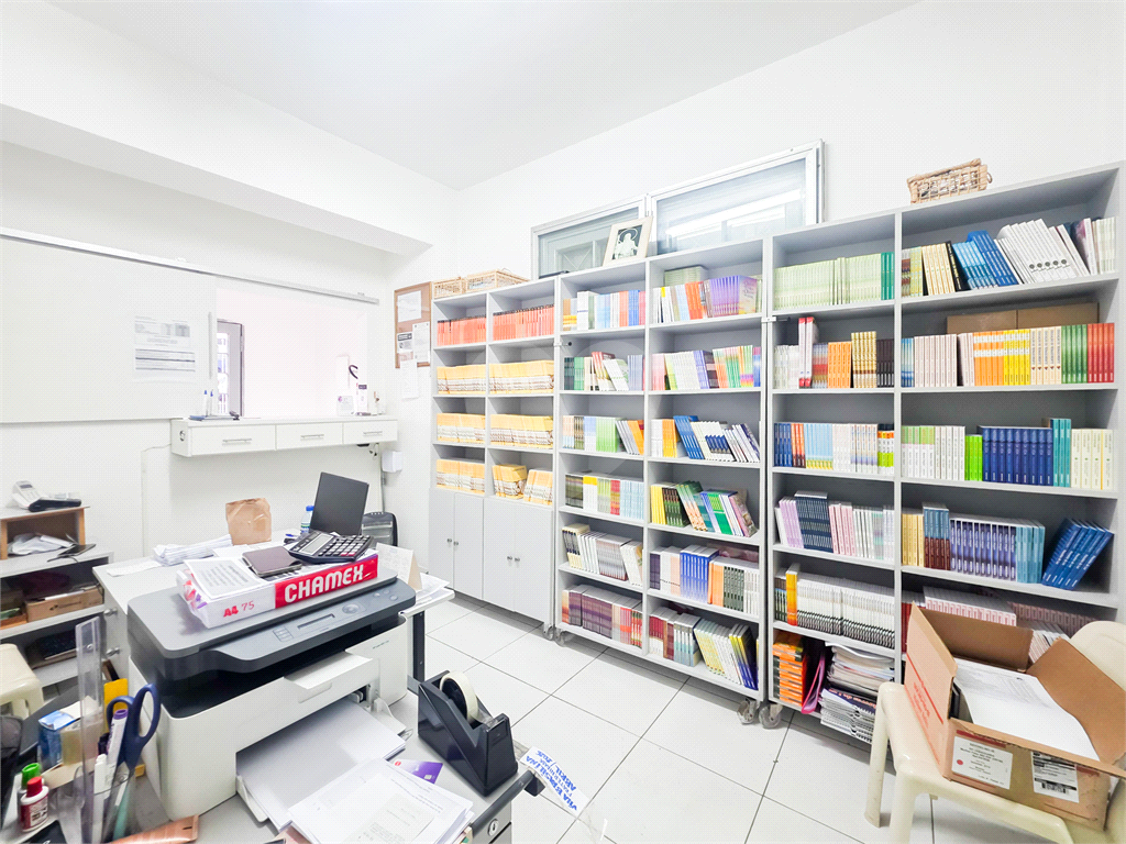 Casa Comercial - Jabaquara - 5 Salas - 6 Vagas - Venda / Compra