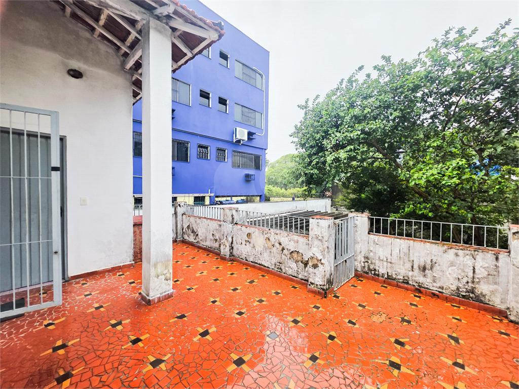 Casa Comercial - Jabaquara - 5 Salas - 6 Vagas - Venda / Compra