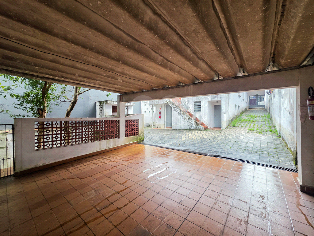 Casa Comercial - Jabaquara - 5 Salas - 6 Vagas - Venda / Compra