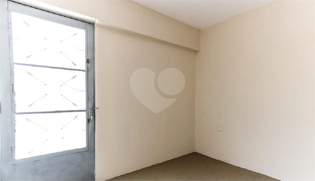 Oportunidade! Casa Ampla com 3 Quartos 2 vagas em Região Tranquila