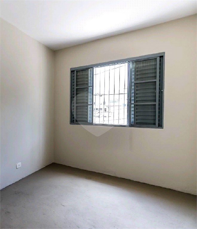 Oportunidade! Casa Ampla com 3 Quartos 2 vagas em Região Tranquila