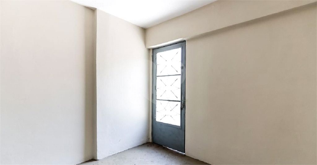 Oportunidade! Casa Ampla com 3 Quartos 2 vagas em Região Tranquila