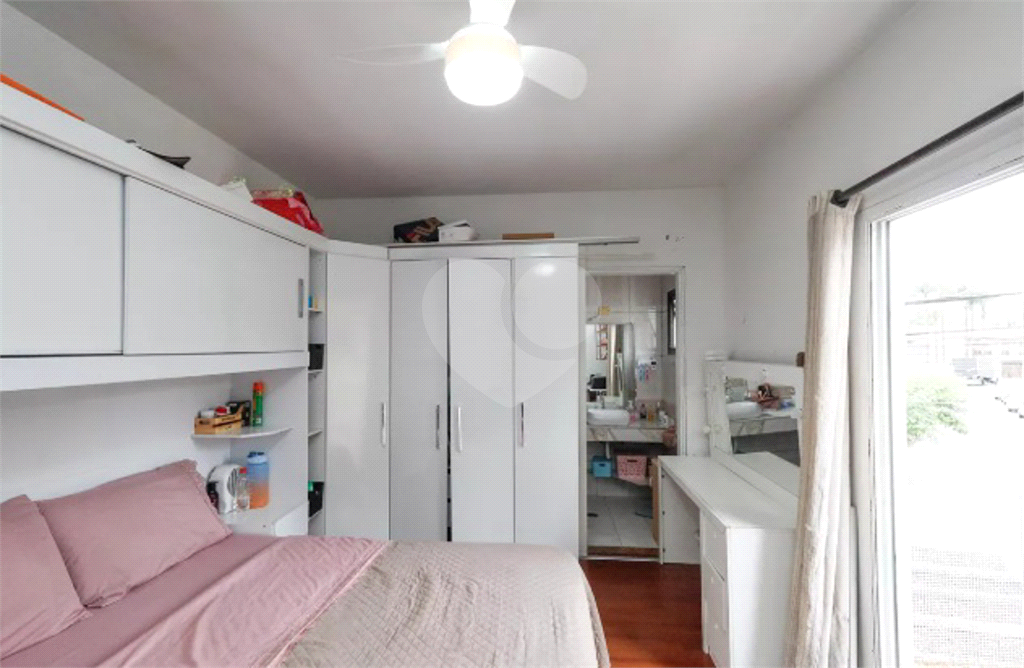 Casa - Vila Sabrina - 4 Quartos / Dormitórios - 2 Vagas - Venda / Compra